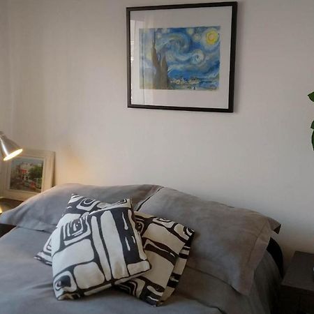 Appartement Depto 2 Ambientes Muy Luminoso Con Wifi Y Vista A La Plaza à Buenos Aires Extérieur photo